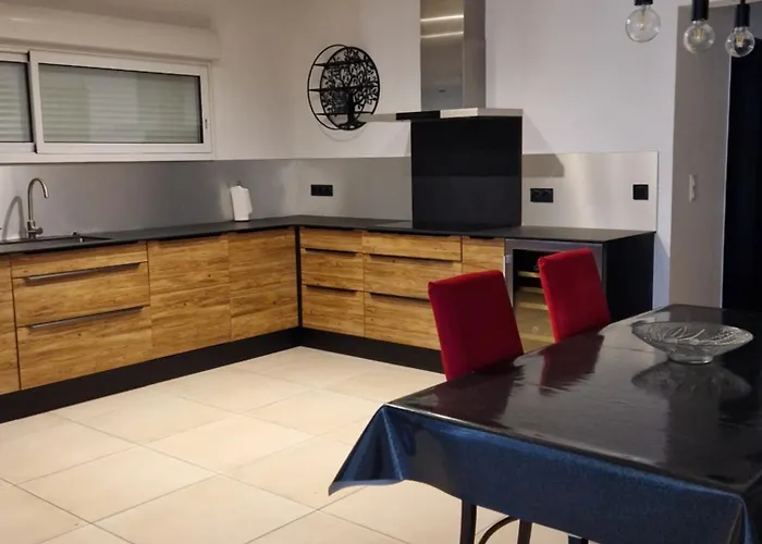 De Luxe Masadrim Aux Portes D'uzès Villa *